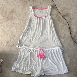 DONT MISS OUT!! DKNY SLEEPWEAR SET!!